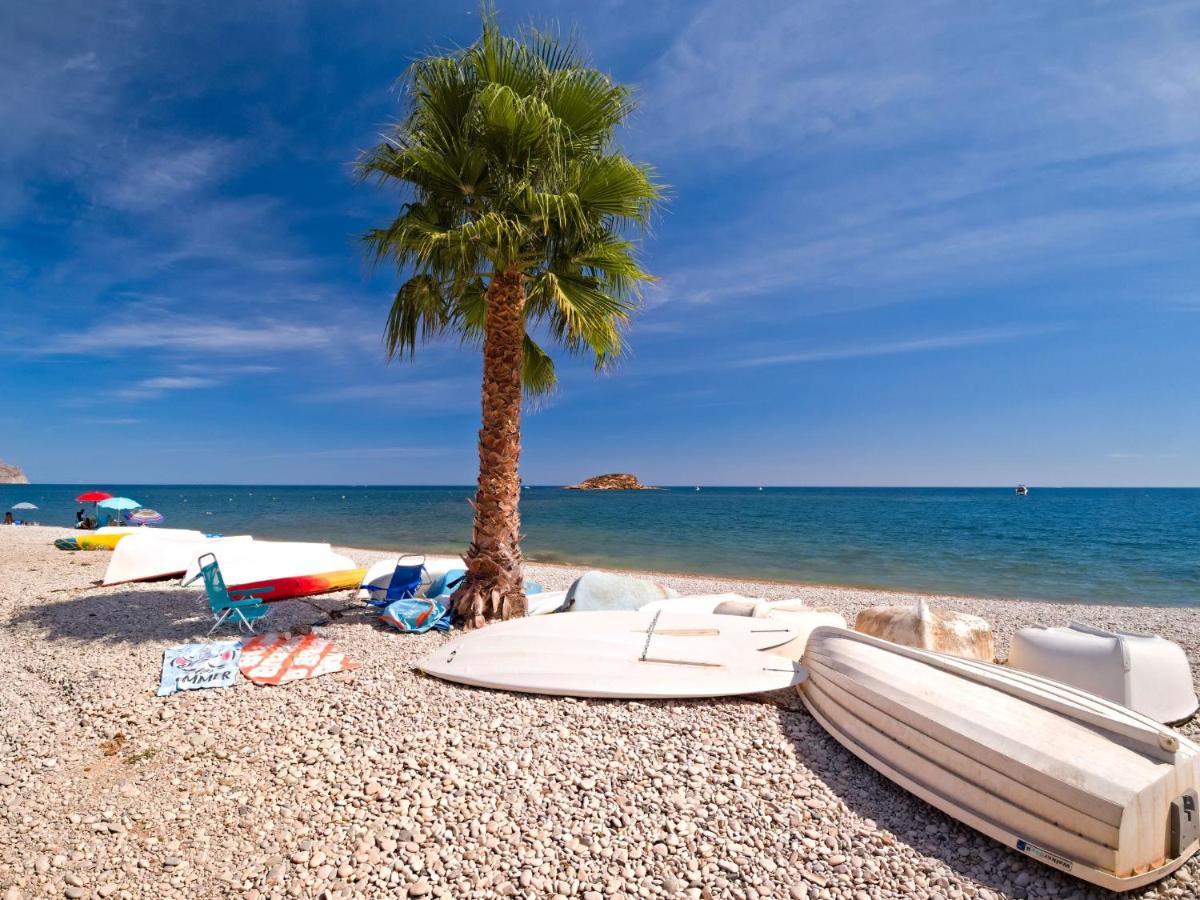 I-1 By Interhome * Calp
