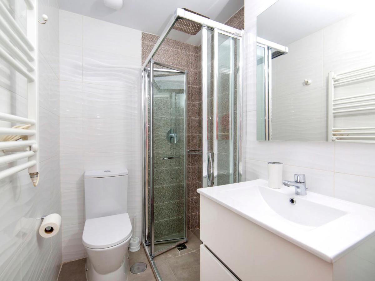 I-1 By Interhome